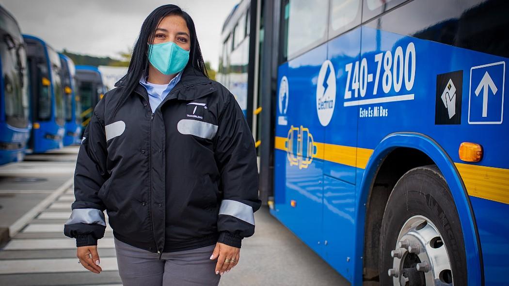 3.000 vacantes para manejar en TM Toda la gente está volviendo al trabajo, a la universidad y en general a cada una de sus actividades a nivel presencial. Para movilizarse, la mayoría de bogotanos opta por TM, una opción económica y rápida.