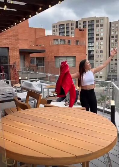 'Epa Colombia' mostró su nuevo penthouse 1 'Epa Colombia' mostró su nuevo penthouse La empresaria de keratinas Daneidy Barrera, conocida como 'Epa Colombia', mediante su cuenta de Instagram mostró algunos espacios de su nuevo penthouse, al que se mudará en los próximos días.