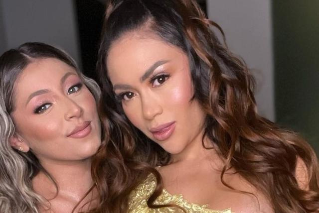 ¿Nuevo amor? Epa Colombia fue vista con quien sería su novia 8 ¿Nuevo amor? Epa Colombia fue vista con quien sería su novia Epa Colombia asistió a la boda de sus amigos Andrea Valdiri y Felipe Saruma, con una mujer que se presume es su nueva novia