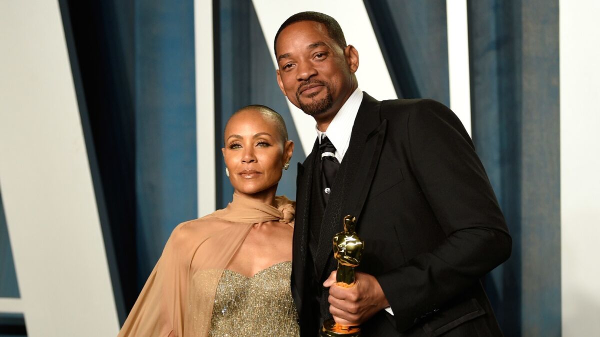 "Él fue quien exageró": Esposa le da la espalda a Will Smith 1 "Él fue quien exageró": Esposa le da la espalda a Will Smith Días después de la cachetada que le dio Will Smith a Chris Rock por referirse a un trastorno que padece Jada Pinkett, su esposa, se conoció la opinión de ella al respecto.