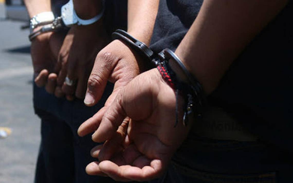 Le cerraron las puertas a 'La Bodeguita', banda que vendía droga en Suba 1 Le cerraron las puertas a 'La Bodeguita', banda que vendía droga en Suba Tres integrantes de la banda conocida como 'la Bodeguita', fueron capturados por la Policía en una casa del barrio Tibabuyes (en Suba), debido a que esta red criminal se dedicaba a la venta de droga especialmente en la localidad de Suba.