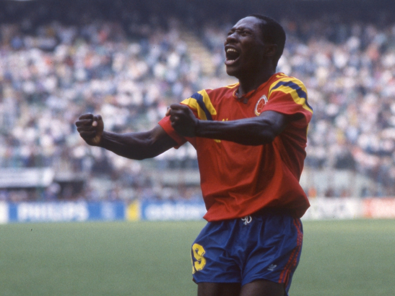 Equipos en los que jugó Freddy Rincón lo homenajearon Tristes y de luto no solamente amanecieron los colombianos, sino el mundo futbolero por la partida de Freddy Rincón, uno de los jugadores más grandes en la historia del balompié de nuestro país.