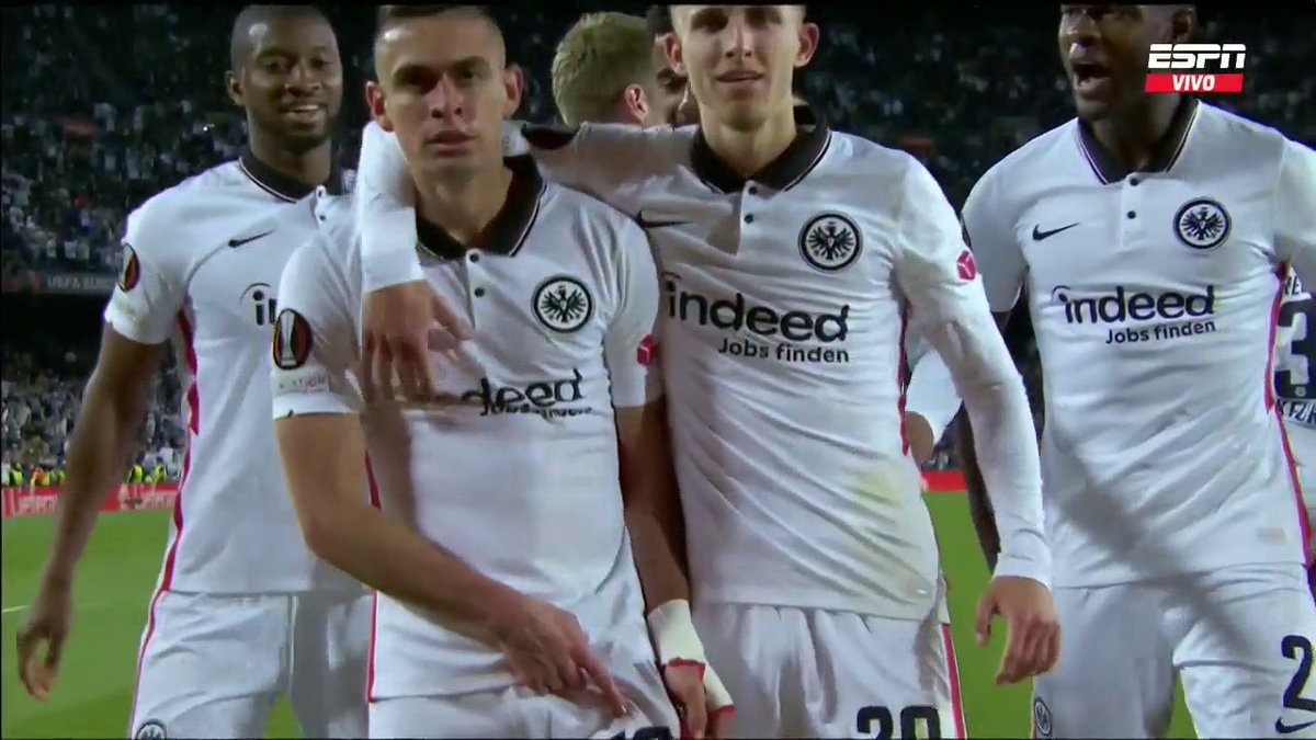 ¡Final con sabor a café! Borré y Morelos se enfrentarán en la final de la Europa League Los colombianos continúan imparables en el futbol Internacional. Luego de llevarse a cabo las ultimas dos llaves de la Uefa Europa League, el Frankfurt de Rafael Santos Borré y el Rangers de Alfredo Morelos, se enfrentarán durante 90 minutos para consagrar al próximo campeón de Europa.