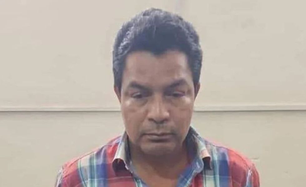 Doloroso: niña de tres años víctima de tortura y acceso carnal 1 Doloroso: niña de tres años víctima de tortura y acceso carnal Una niña de tan solo 3 años fue secuestrada, torturada y violada por un sujeto de 48 años, a quien bautizaron como el “Monstruo de Chiclayo”, en Perú.