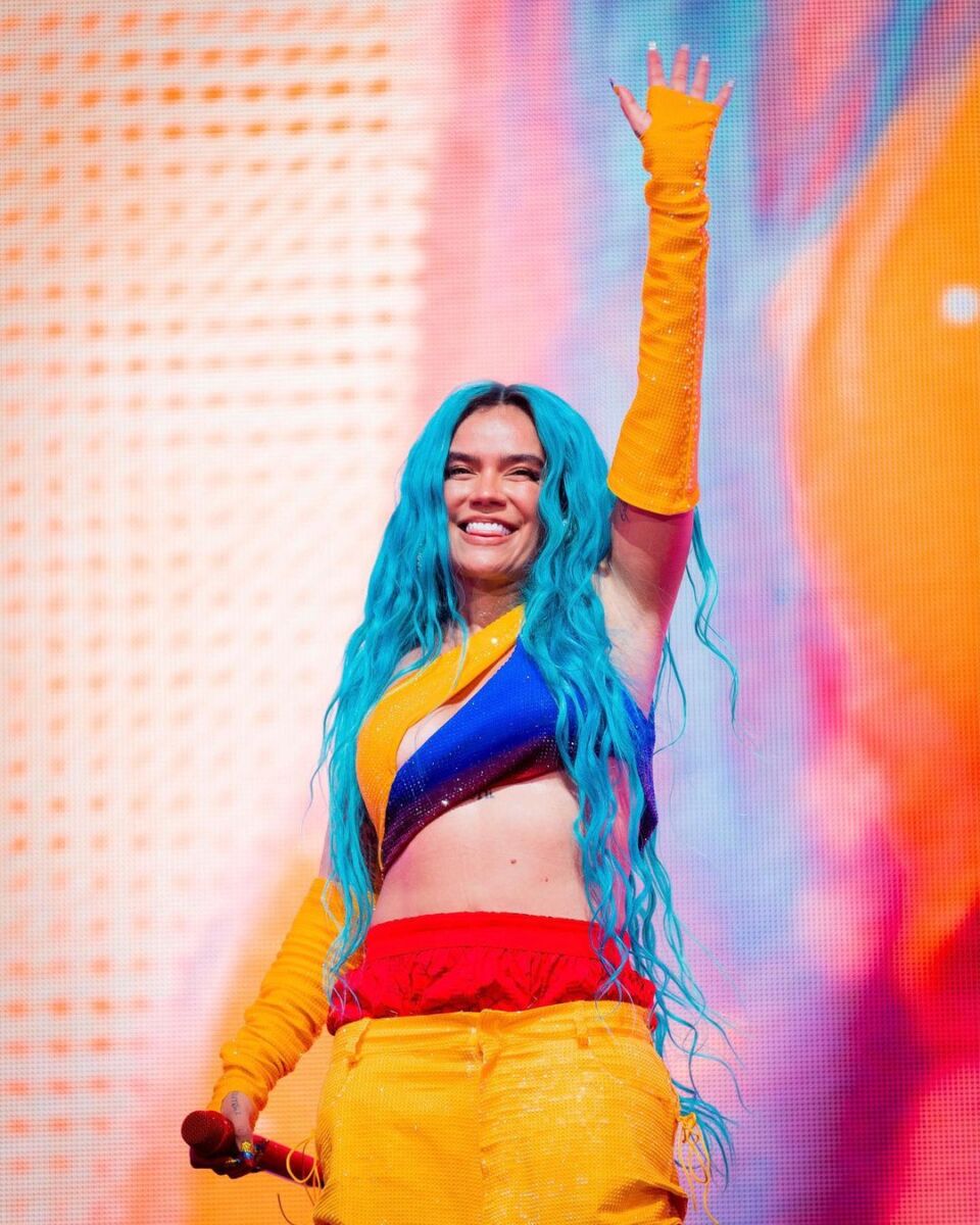Karol G se lució con su show en Coachella La carrera de Karol G definitivamente está en otro nivel. La paisa se presentó este domingo, 17 de abril, en el festival de música internacional de Coachella y lo que hizo fue magia.&nbsp;Al menos eso es lo que miles de personas contaron en redes sociales.