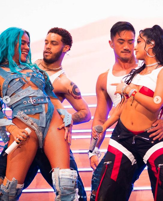 Karol G se lució con su show en Coachella La carrera de Karol G definitivamente está en otro nivel. La paisa se presentó este domingo, 17 de abril, en el festival de música internacional de Coachella y lo que hizo fue magia.&nbsp;Al menos eso es lo que miles de personas contaron en redes sociales.