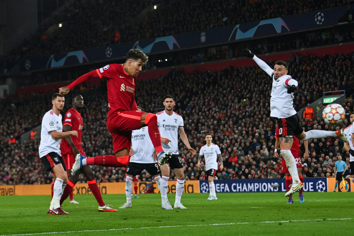 Luis Díaz en semifinales de la Champions League 1 Luis Díaz en semifinales de la Champions League Con una gran participación del colombiano Luis Díaz, este miércoles el Liverpool logró su clasificación a la semifinal de la Liga de Campeones. El guajiro fue inicialista en el duelo de vuelta, ante el Benfica y gracias a su aporte en ataque fue clave para el empate 3-3.