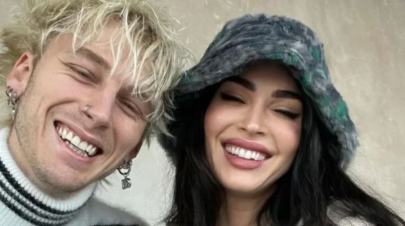 Megan Fox se toma la sangre de su prometido para un ritual 8 Megan Fox se toma la sangre de su prometido para un ritual Megan Fox contó que ella se toma la sangre de su prometido Machine Gun Kelly y él, la de ella. Todo formaría parte de un ritual.