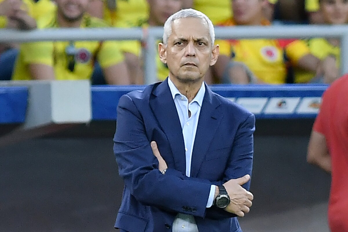 Oficial: ¡Reinaldo Rueda pa' fuera de la Selección! 3 Oficial: ¡Reinaldo Rueda pa' fuera de la Selección! Finalmente se dio lo esperado: Reinaldo Rueda dejó de ser el técnico de la Selección Colombia este lunes.