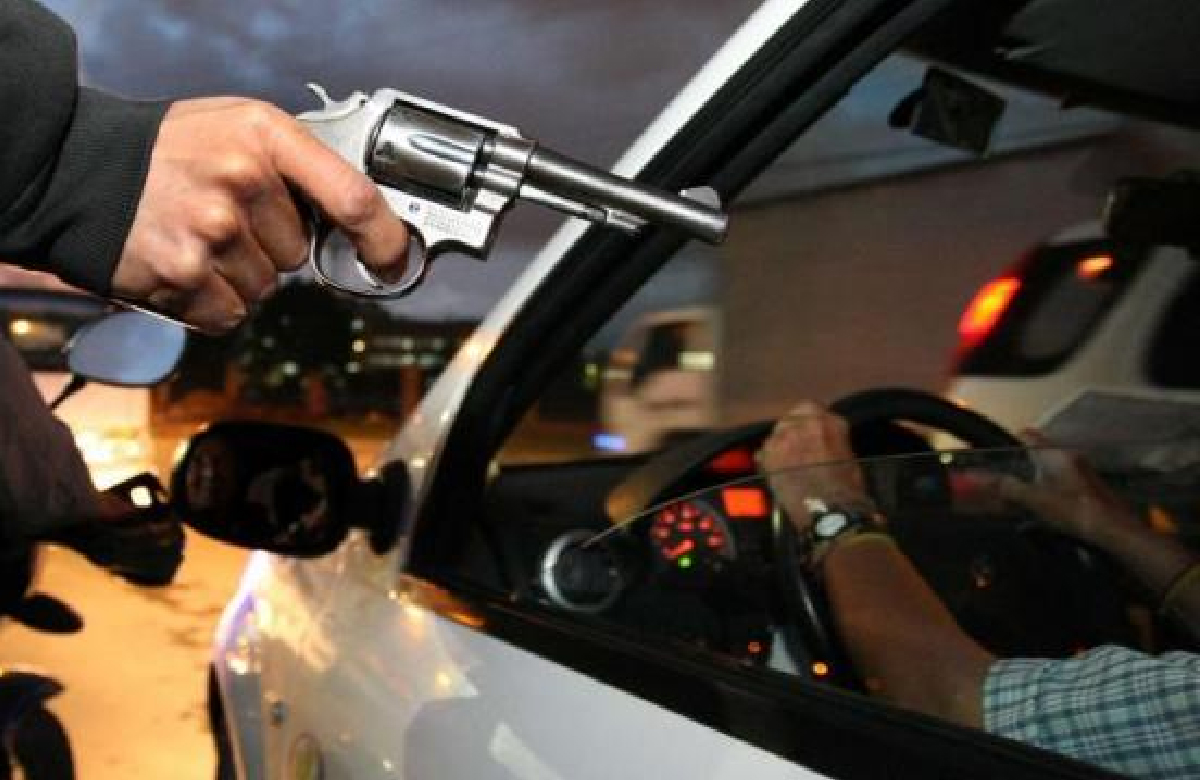 Pillos se la tienen montada a conductores de aplicaciones Los ladrones en la ciudad de Bogotá siguen al acecho. En la noche del martes y la madrugada de miércoles 10 de agosto, se registraron varios atracos a conductores de aplicaciones.
