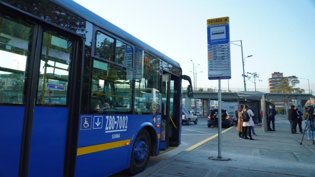 Pille los cambios que tendrán algunas rutas de TM y Sitp 1 Pille los cambios que tendrán algunas rutas de TM y Sitp La Alcaldía de Bogotá informó que para esta semana algunas de las rutas de TransMilenio y de Sitp, tendrán unos cambios debido a obras e intervenciones que se estarán realizando para mejorar el servicio.