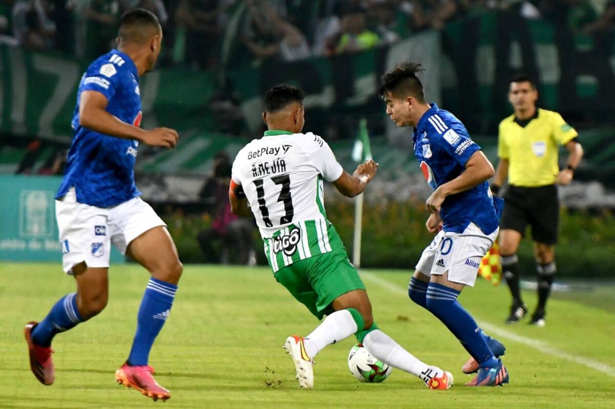 Empate de Millos con Nacional en partidazo 1 Empate de Millos con Nacional en partidazo Durante el segundo tiempo, Millonarios mantuvo su disciplina con jugadas de triangulación y pases entre lineas y se la puso bastante complicada al onceno verde. En el minuto 52, por ejemplo, hubo un balón al palo luego de un cabezazo de Llinás.