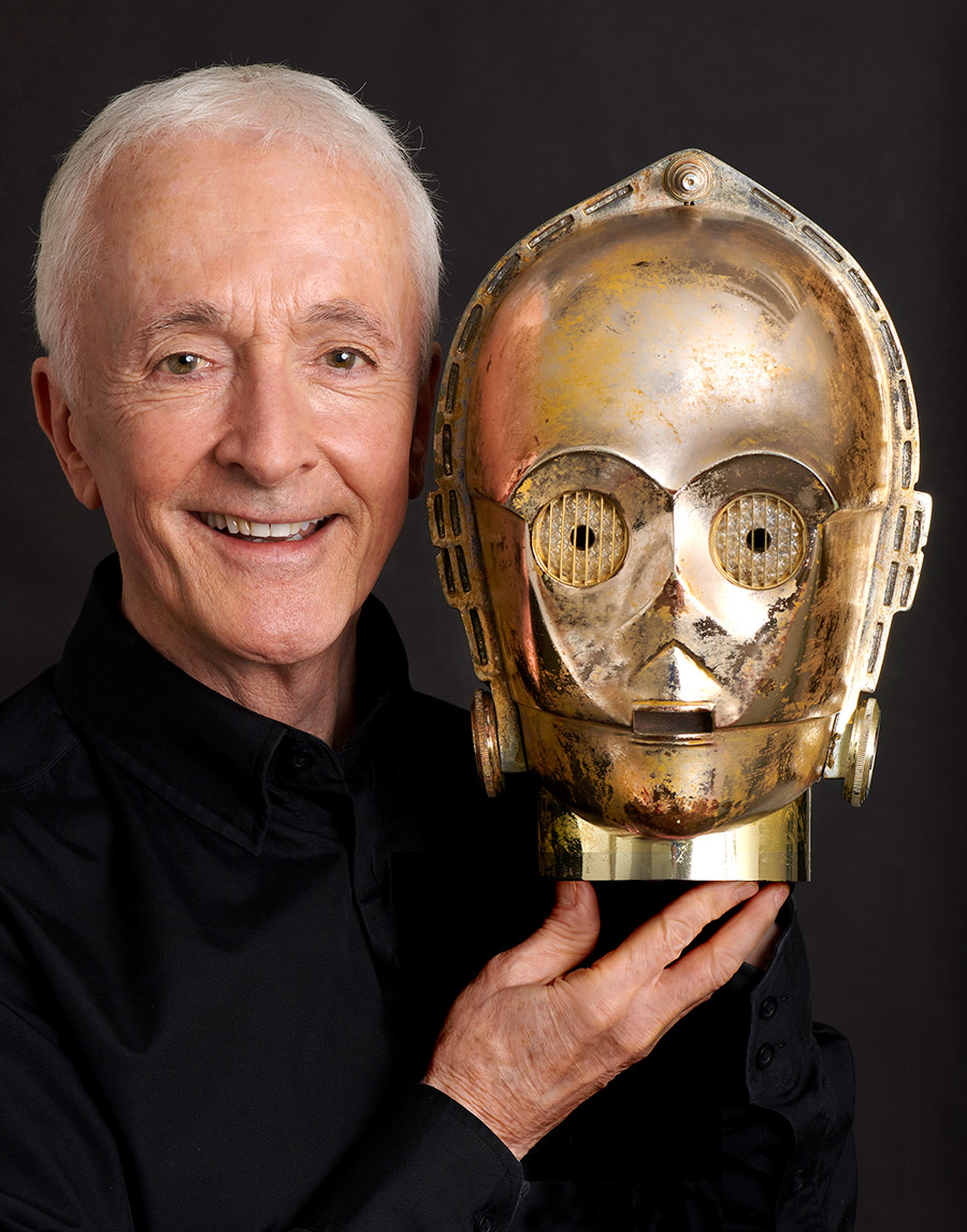 C-3PO de Star Wars confirmó su presencia en la Comic Con de Colombia 2022 2 C-3PO de Star Wars confirmó su presencia en la Comic Con de Colombia 2022 Se siguen conociendo los invitados a la próxima edición de la Comic Con Colombia. Esta vez, desde una galaxia muy, muy lejana estará Anthony Daniels, el legendario actor que caracteriza al icónico personaje 'C-3PO' de la saga de Star Wars.