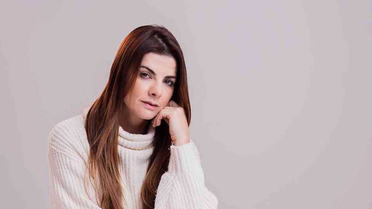 Pille por qué le tocó contratar abogados a Carolina Cruz 9 Pille por qué le tocó contratar abogados a Carolina Cruz A través de sus redes sociales Carolina Cruz denunció que están usando sin autorización su imagen para promocionar productos que supuestamente ayudan a bajar de peso.