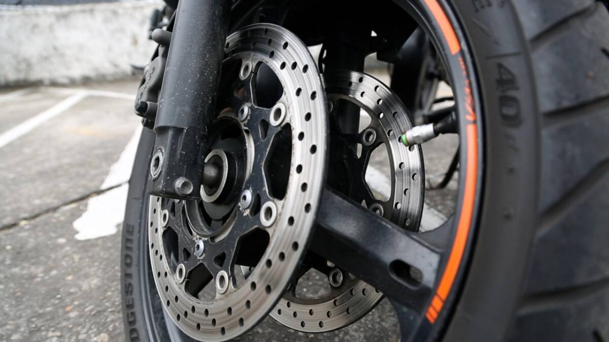 Inexperiencia y andar a mil: las causas más comunes en las muertes de los motociclistas Si bien la motocicleta es uno de los medios de transporte más usados en Colombia, es una realidad que no todos viajan de forma segura sobre estos vehículos. Para que se haga una idea, la Agencia Nacional de Seguridad Vial (ANSV) reveló un reporte sobre el aumento en la siniestralidad, en lo corrido del año. Se lo mostramos a continuación.