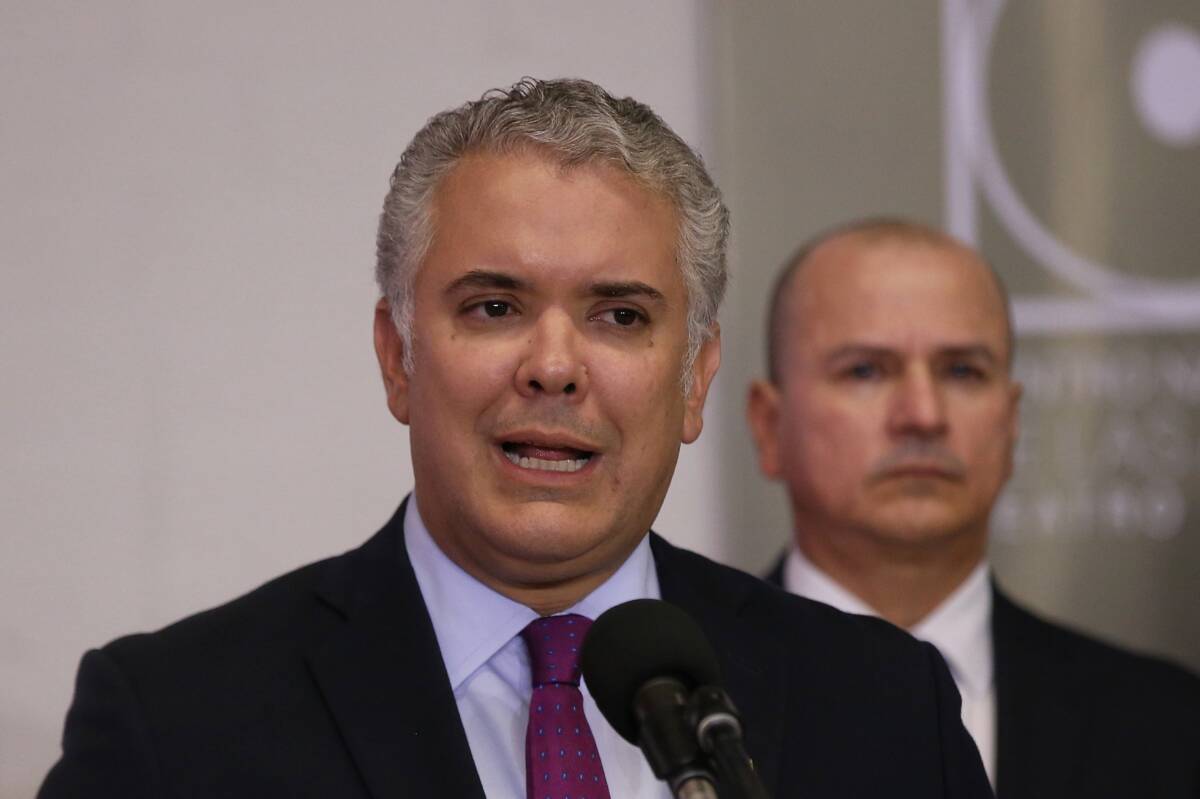 El otro pillo que se va para la USA extraditado 6 El otro pillo que se va para la USA extraditado El presidente de la República, Iván Duque, anunció la firma de la resolución que permite la extradición a Estados Unidos de Yonny Cano Linares, alias ‘El Llanero’, integrante del ‘Clan del Golfo’.