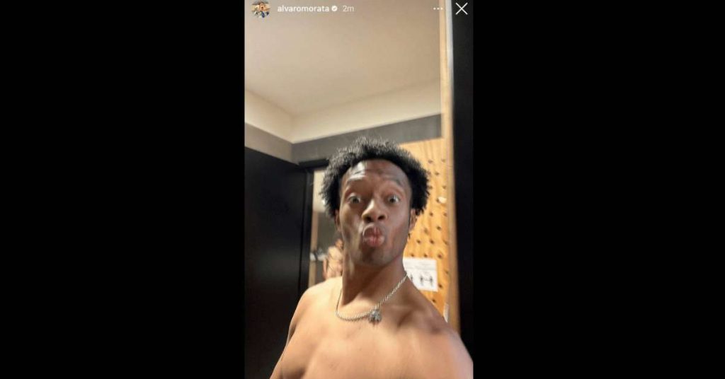 La comprometedora foto de Juan Guillermo Cuadrado 1 La comprometedora foto de Juan Guillermo Cuadrado El Colombiano Juan Guillermo Cuadrado se apoderó de la cuenta de Instagram de su compañero Álvaro Morata y subió una foto donde mostro algo de más.