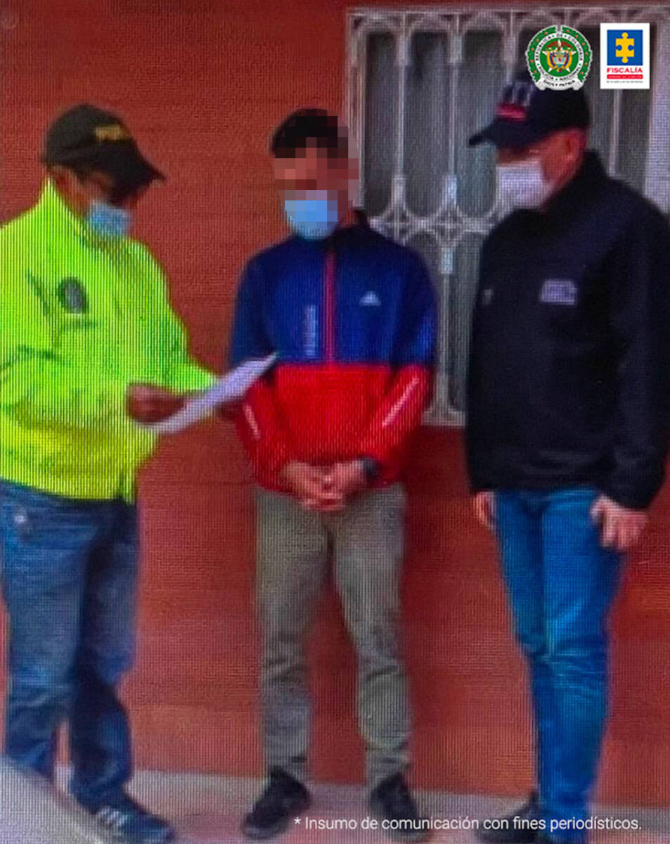 A la 'cana' por abusar sexualmente de su ex a cambio de no asesinar a su hijo Un sujeto identificado como Nicolás Esneider Torres Galeano fue enviado a la cárcel en las últimas horas por, presuntamente, abusar sexualmente de su expareja.
