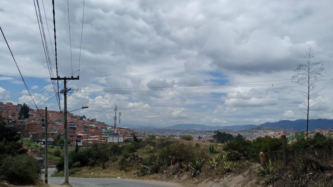 Encuentran muerto a niño desaparecido en el barrio san Joaquín 1 Encuentran muerto a niño desaparecido en el barrio san Joaquín “Al niño lo mandaron a comprar una gaseosa, él no llegó a la casa y apareció este domingo, pero en circunstancias muy malas”, indicó un tío del menor en el Noctámbulo.