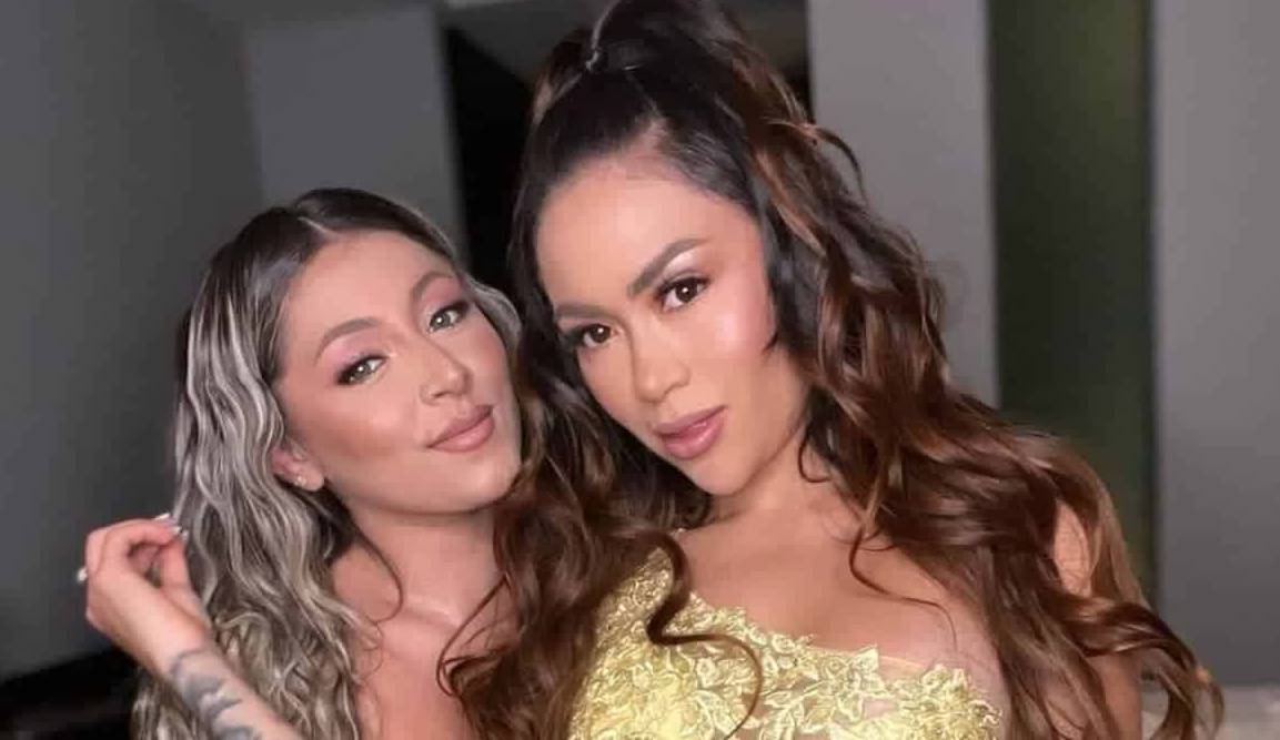 La Epa Colombia 'engalló' a su novia con cirugía plástica 3 La Epa Colombia 'engalló' a su novia con cirugía plástica Daneidy Barrera, más conocida en redes sociales como 'Epa Colombia', al parecer, le habría mandado a hacer unos cuantos 'arreglitos' a su reciente novia, Karol Samantha.