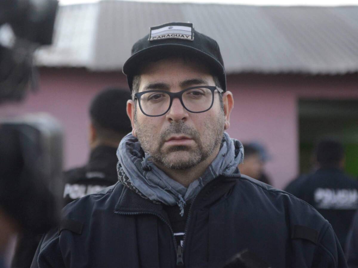 Sicarios pagaron $200 mil por la moto acuática que usaron en el crimen del fiscal 5 Sicarios pagaron $200 mil por la moto acuática que usaron en el crimen del fiscal Tras conocerse el video en el que quedó registrado el momento en que los dos sicarios ingresan a un local a alquilar una moto acuática en Cartagena para llevar a cabo el maquiavélico plan de ultimar al fiscal Marcelo Pecci, poco a poco se conocen más detalles de este hecho que tiene conmocionado al mundo.