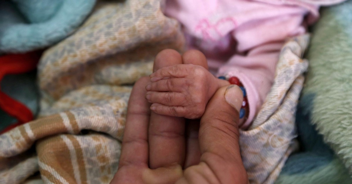 Más de 300 menores de cinco años murieron por hambre en Colombia 1 Más de 300 menores de cinco años murieron por hambre en Colombia Al menos 306 niños menores de cinco años murieron por hambre en Colombia en 2021, la mayoría en regiones pobres y apartadas, reveló la autoridad estadística del país en su informe más reciente.