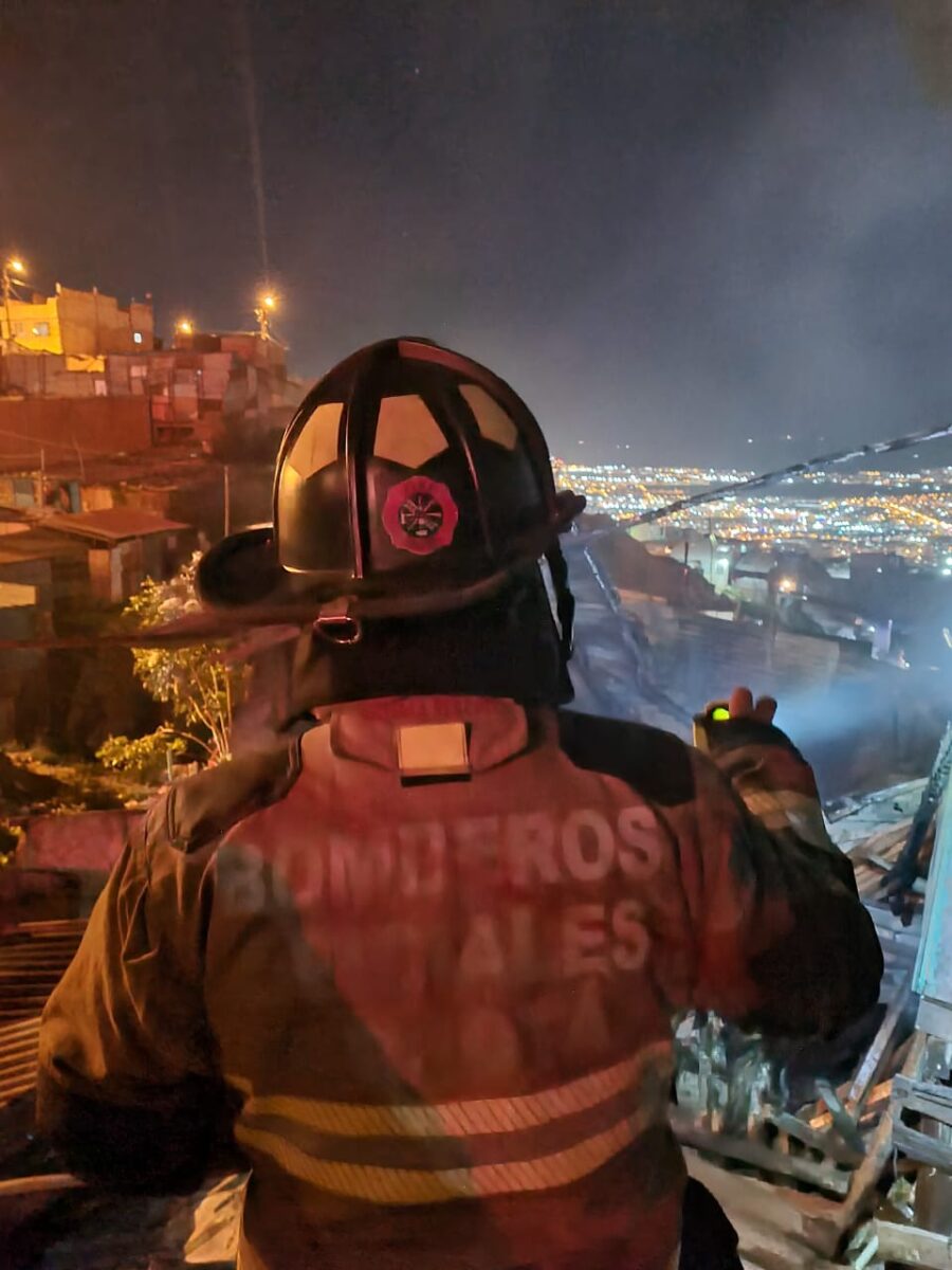 Grave incendio en la comuna cuatro de Soacha 1 Grave incendio en la comuna cuatro de Soacha En la noche de este lunes se presentó un grave incendio en la comuna cuatro del municipio de Soacha.