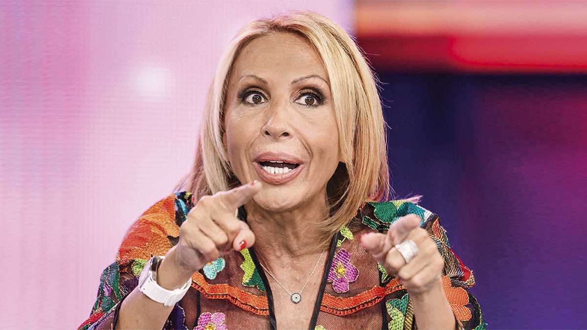 EN VIDEO: El agarrón de la 'Señorita Laura' en pleno reality La presentadora Laura Bozzo, más conocida como 'Señorita Laura' por su programa Laura en América, está participando en un reality de famosos que organizó Telemundo, llamado 'La casa de los famosos'.
