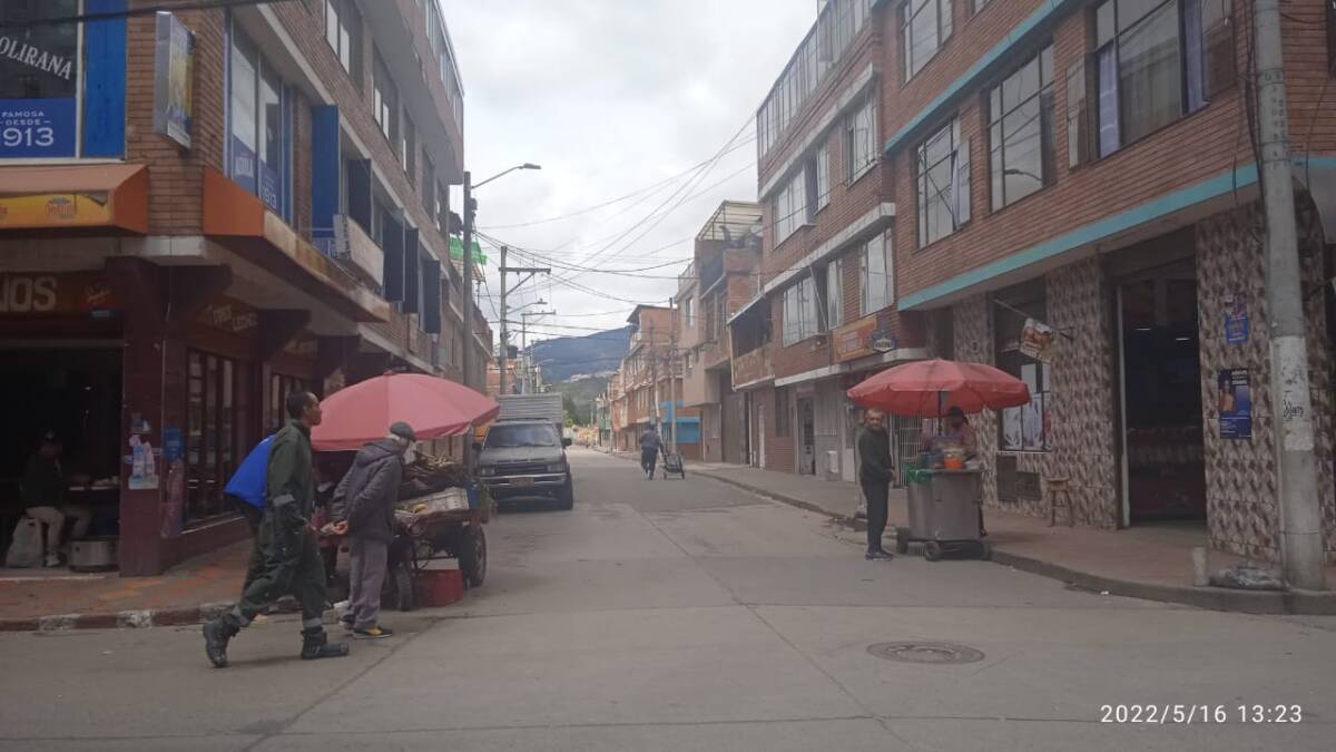 De una puñalada mataron a Israel Patiño Confusos fueron los minutos en que sucedió todo. Según las autoridades locales, recibieron una llamada sobre las 2:10 a.m. El cuadrante se acercó a la Calle 64 Sur con Carrera 16C, donde encontraron a Israel Patiño González, de 42 años, con una herida en su brazo derecho.