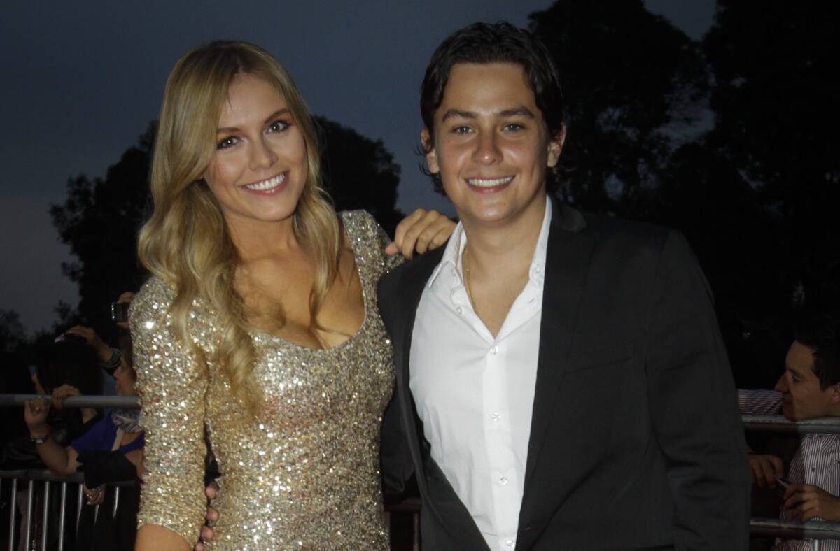 La mala relación de Sebastián Vega con su ex que le impide ver a su hijo Tal como el actor Sebastián Vega ha dejado ver en sus publicaciones en redes sociales, es poco lo que puede compartir con su hijo debido a, presuntamente, la mala relación que tiene con su expareja, la modelo Natalia Castillo.