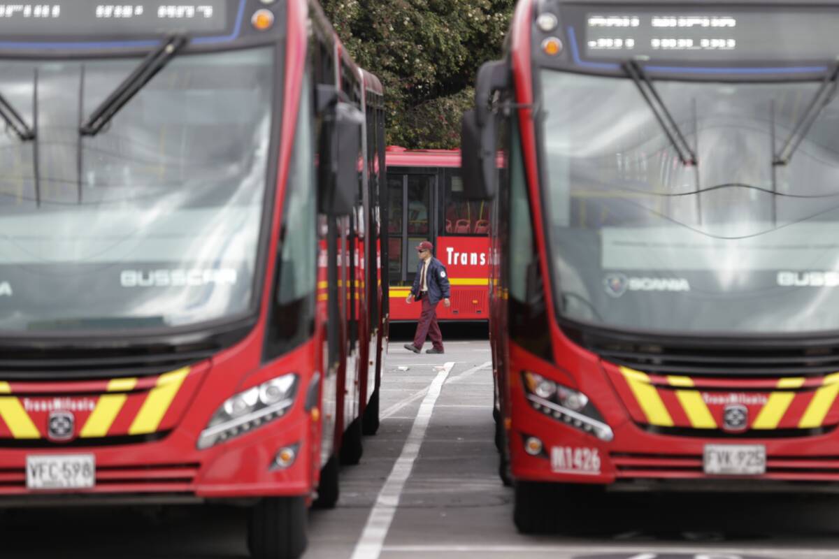 Atracan con arma blanca a pasajero en la estación de La Sabana En horas de la madrugada de este miércoles, se conoció un nuevo atraco a un ciudadano en la estación La Sabana de TransMilenio.
