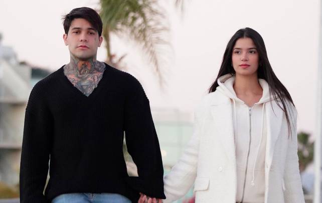 Vuelve y juega: ¿Jeferson Cossio y Jenn Muriel terminaron? Nuevamente los influencers Jeferson Cossio y Jenn Muriel están en boca de todos, pues, al parecer, nuevamente habrían finalizado su relación.