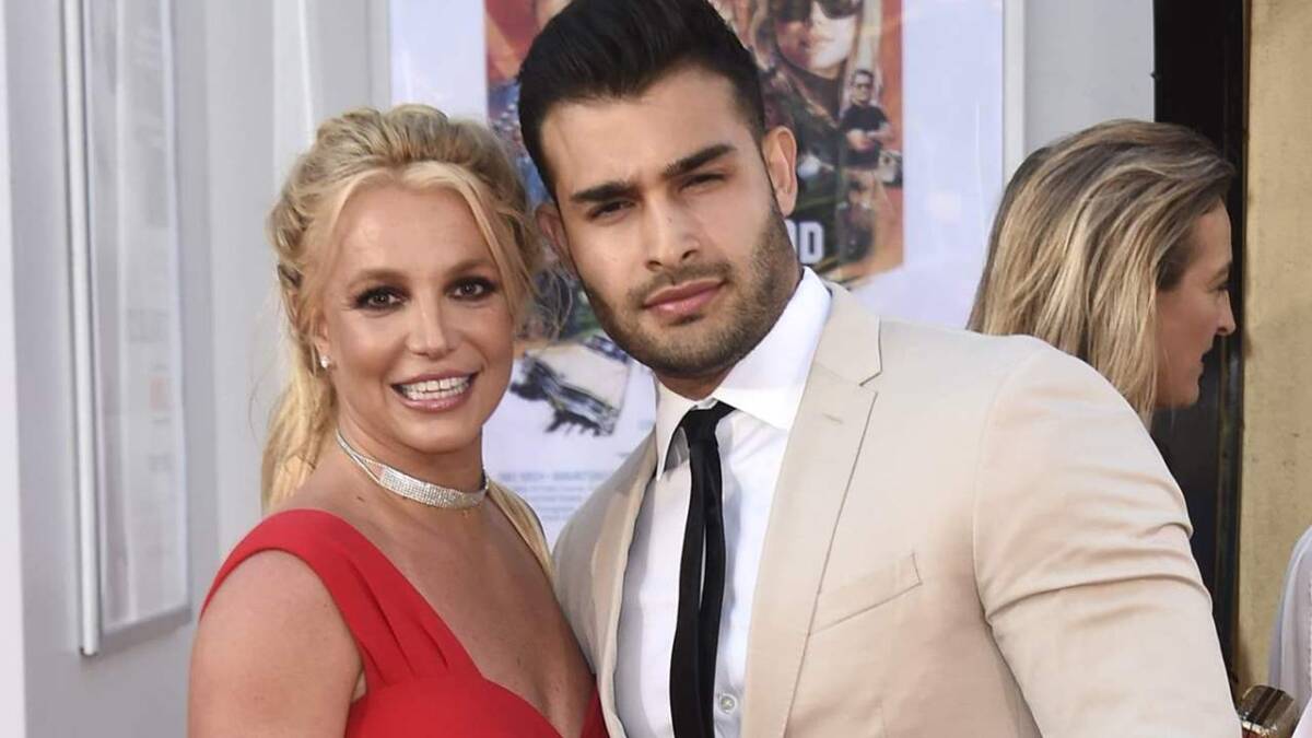 Britney Spears se casa y así será su boda Este jueves se llevará a cabo el matrimonio de la 'Princesita del Pop', Britney Spears, a la cual no invitó ni a sus padres ni a su hermana, pues la relación con ellos ha estado quebrada desde hace varios años, especialmente desde octubre, cuando se liberó de la tutela de su progenitor.