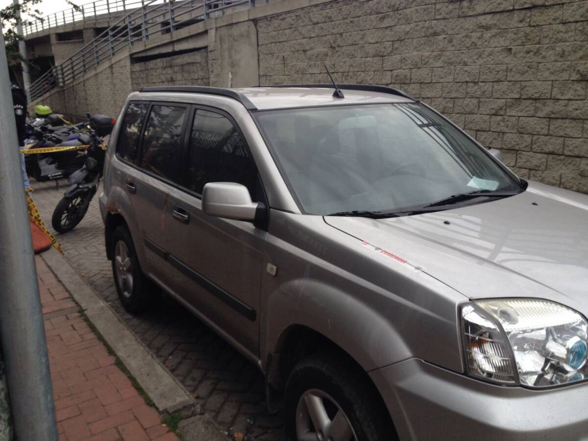 Familia de Rafael Uribe pide que les devuelvan carro en que raptaron a Yuliana 1 Familia de Rafael Uribe pide que les devuelvan carro en que raptaron a Yuliana Cinco años y medio han transcurrido desde aquel 4 de diciembre de 2016, cuando una camioneta Nissan X-Trail de placas DBO-960, conducida por Rafael Uribe Noguera, llegó hasta el humilde barrio Bosque Calderón (ubicado en la parte alta de Chapinero) y raptó a la pequeña Yuliana Samboní, de tan solo 7 añitos.