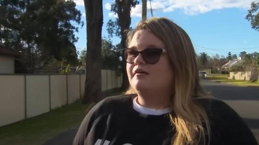 Mujer no ha recibido su millonaria herencia por negarse a cumplir el último deseo de su papá Una mujer está solicitando que se le entregue la millonaria herencia que le dejó su papá luego de fallecer, sin embargo, no se la han dado porque ella no ha querido cumplir una de las cláusulas del testamento que dejó el difunto.
