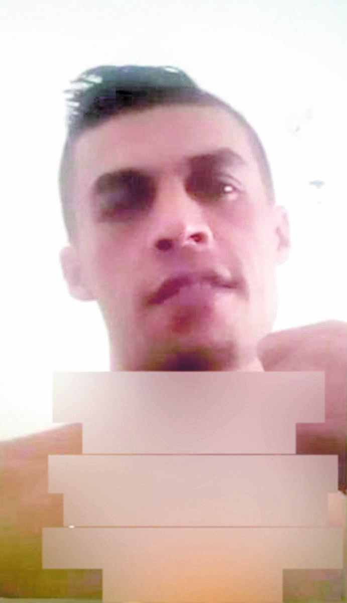 Asesinan a hincha de Millos en Bosa Linda En el barrio Bosa Linda se encuentran de luto tras la muerte de un hombre al que conocían con el apodo de ‘El Burro’ y que era un fiel hincha de Millonarios.“Era muy conocido en este sector, dicen que a él lo lesionaron y alcanzó a caminar, pero luego cayó como a la altura del parque y allí llegaron a auxiliarlo”, contó un vecino del lugar.