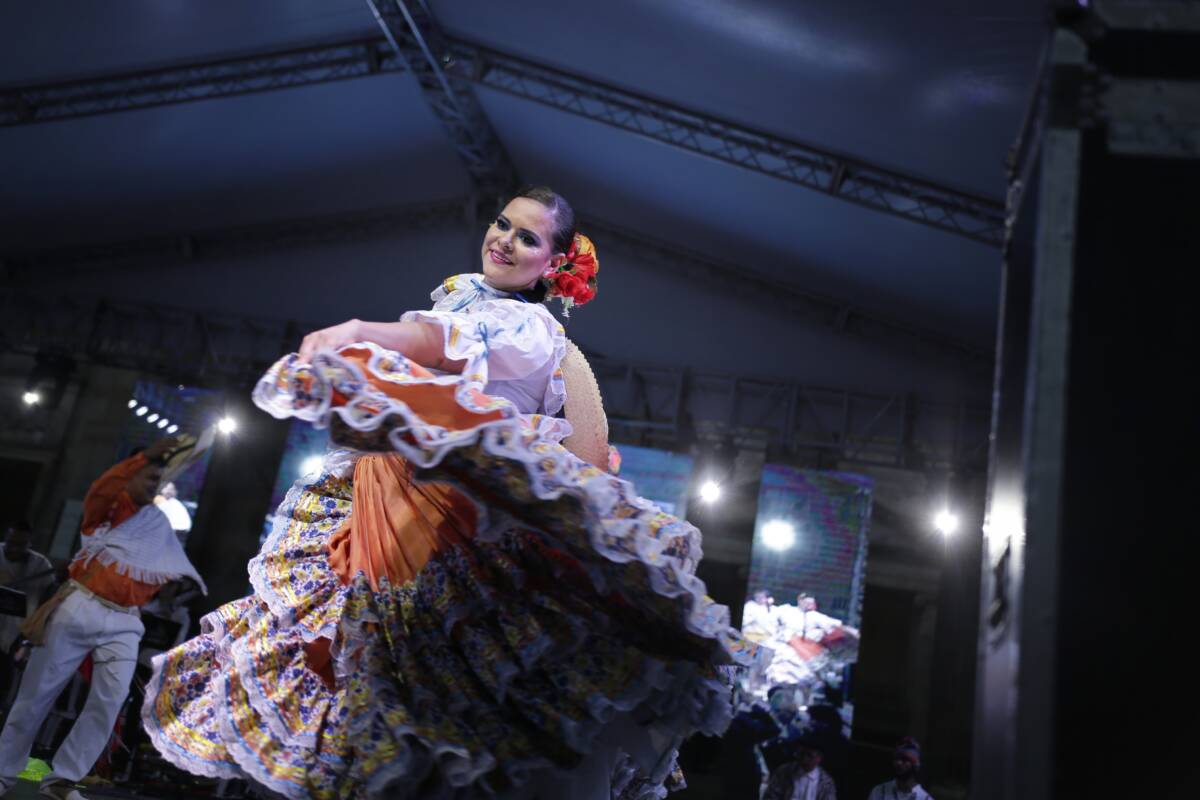 El Festival Folclórico colombiano regresa a la presencialidad 3 El Festival Folclórico colombiano regresa a la presencialidad Del 17 de junio al 3 de julio tendrá lugar la programación del Festival Folclórico Colombia reunirá el folclor de todo el país.