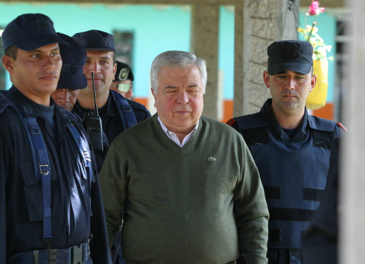Este jueves llega el cuerpo de Gilberto Rodríguez Orejuela a Cali Según su sentencia, Gilberto quedaría libre en 2034, a sus 95 años. Por ahora, su hermano, Miguel Rodríguez Orejuela, está preso en otra prisión, en Carolina del Norte.