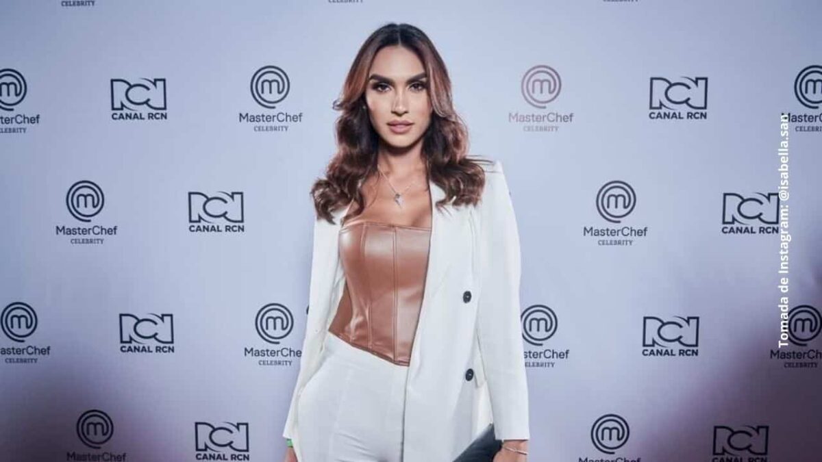 Isabella Santiago se desahogó y contó que hasta la han amenazado en redes 1 Isabella Santiago se desahogó y contó que hasta la han amenazado en redes Isabella Santiago confesó a través de las redes sociales que le han hecho bullying por su sexualidad y por su nacionalidad. Incluso la habrían amenazado.