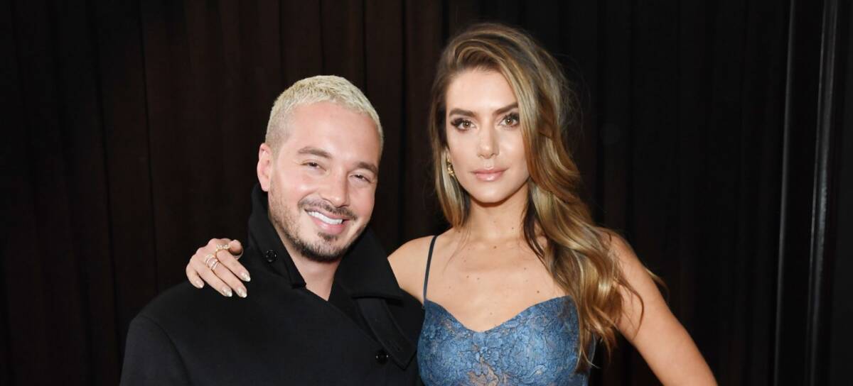 ¿J Balvin se casó en secreto con Valentina Ferrer? El cantante colombiano J Balvin ha mantenido su relación sentimental con la modelo Valentina Ferrer lo más alejada posible de los reflectores. Pero ahora un fuerte rumor señalaría que la pareja de celebridades se habría casado en secreto.