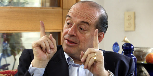 Petro nombró a Álvaro Leyva Durán como canciller en su gobierno El anuncio fue hecho por el presidente electo Gustavo Petro, a través de su cuenta en Twitter, en donde reveló que Álvaro Leyva Durán será el canciller en su gobierno.
