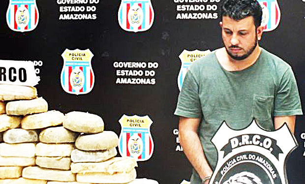 En restaurante colombiano asesinaron a reconocido capo brasileño 4 En restaurante colombiano asesinaron a reconocido capo brasileño El reconocido capo brasileño, Afonso Celso Caldas de Lima, se encontraba almorzando en un prestigioso restaurante en Colombia cuando unos sicarios ingresaron al lugar y le dispararon sin piedad.