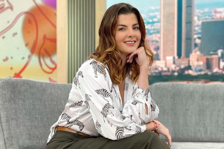 ¿Carolina Cruz le encontró reemplazo a Lincoln Palomeque? La presentadora Carolina Cruz, tras su separación con Lincoln Palomeque, se ha dejado ver muy tranquila, sin embargo, se rumora que podría estar de amores con alguien más.