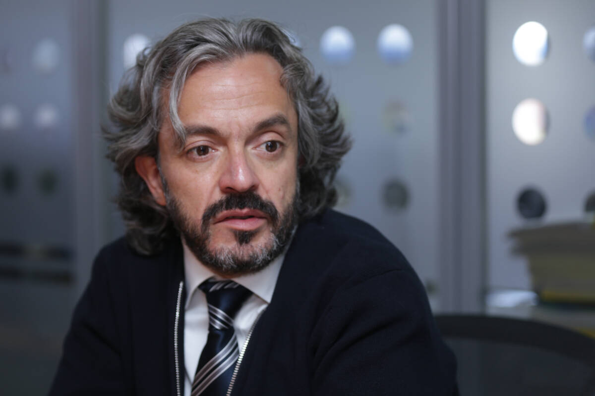 Petro ya está armando su combo para gobernar Se acabó la larga carrera electoral, luego de unas votaciones que dejaron una participación histórica y a Gustavo Petro como el ganador de la contienda.