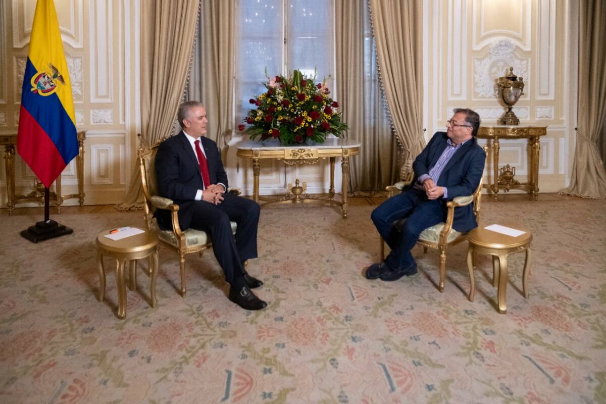 Iván Duque y Gustavo Petro se reunieron en la Casa de Nariño El presidente de la República, Iván Duque Márquez, y el presidente electo, Gustavo Petro, ya se encuentran reunidos en la Casa de Nariño.
