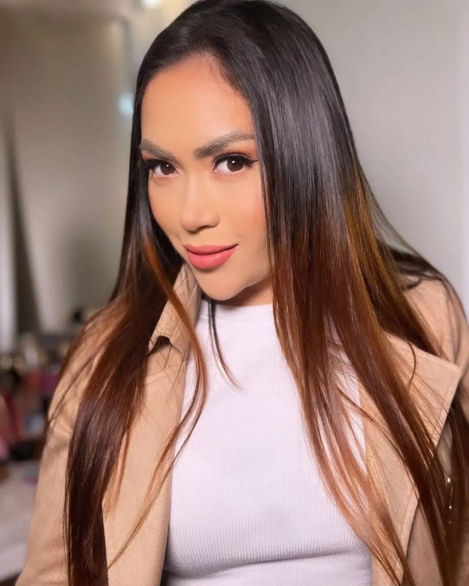El caos que causó 'Epa Colombia' y Yina Calderón en ExpoBelleza ExpoBelleza Medellín es un espacio para que emprendedores colombianos puedan exponer sus productos, este evento se llevó a cabo durante este fin de semana. Lastimosamente, esta experiencia no fue de total agrado para algunos empresarios que se encontraban cerca a los stands de las reconocidas influenciadoras 'Epa Colombia' y Yina Calderón.