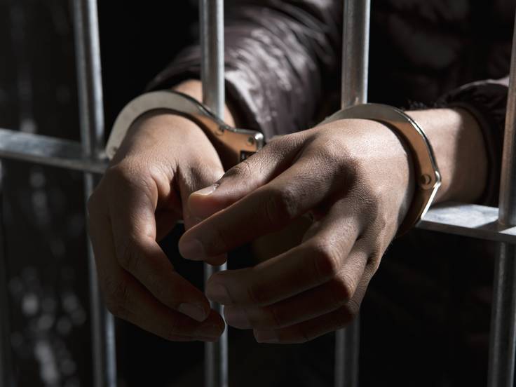 Reportó como desaparecida a su hija y luego confesó su crimen 1 Reportó como desaparecida a su hija y luego confesó su crimen La mujer habría inventado que a su hija la secuestraron y estaba desaparecida, pero al verse casi descubierta reveló que ella fue quien la asesinó.