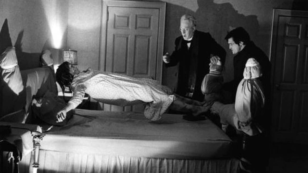La colombiana que fue exorcizada en TV 4 La colombiana que fue exorcizada en TV Por eso, para visibilizar esta problemática y demostrar que es real en 1991 el Vaticano permitió televisar el exorcismo de Gina, una colombiana de 16 años que en un inicio fue diagnosticada como paciente psiquiátrica, pues hablaba en lenguas extrañas, cambiaba de personalidades y hasta decía ver y escuchar a personas muertas o demonios.