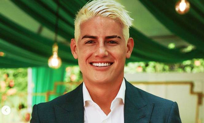James Rodríguez: ahora más farándula que fútbol De ser elogiado por sus memorables partidos con la Selección Colombia o clubes como el Real Madrid y el Bayern Múnich, James Rodríguez ahora da qué hablar por las cosas que hace fuera de las canchas. Así es, el cucuteño dejó de destacarse por sus habilidades con el balón para convertirse en una figura del entretenimiento. En Q’HUBO le vamos a contar los casos que dan muestra de eso.