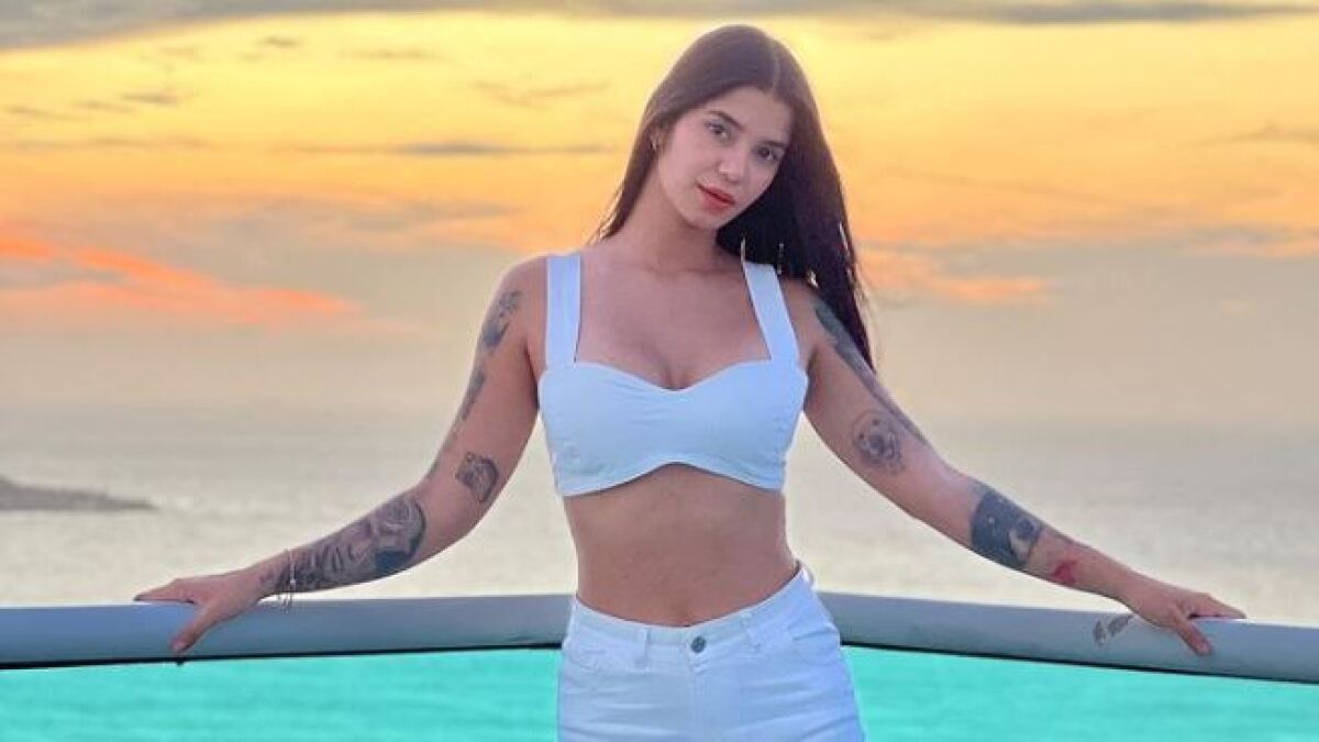 Jenn Muriel ayudó a 590 mil perritos en la Guajira 8 Jenn Muriel ayudó a 590 mil perritos en la Guajira La influencer Jenn Muriel y exnovia del también influencer Yeferson Cossio, sorprendió a sus seguidores al haberse conocido que apoyó a una fundación en La Guajira para salvar a miles de perritos.